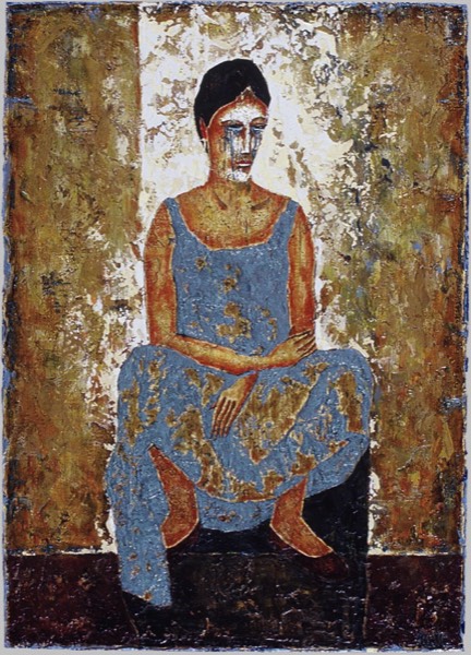 Une femme à la robe bleue pleure. Une peinture texturée au fond brun, blanc et marron.